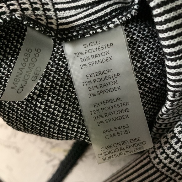 Calvin Klein Houndstooth Mixed Floral Embroidered Bell Sleeve Top - Picture 12 of 16